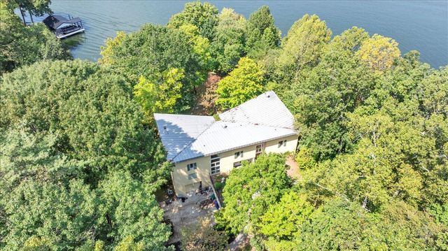 143 Charlotte LN, Hardy, VA 24101