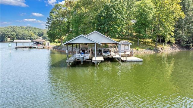 143 Charlotte LN, Hardy, VA 24101