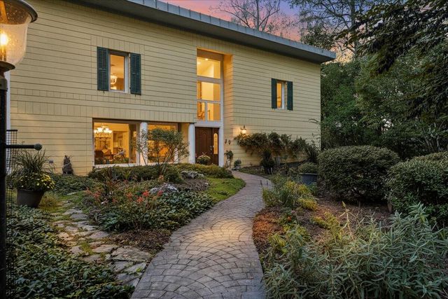 143 Charlotte LN, Hardy, VA 24101
