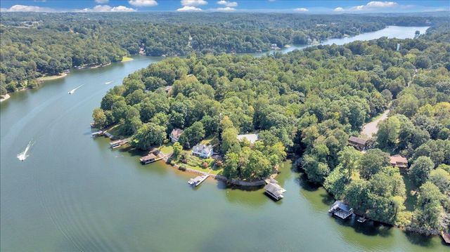 143 Charlotte LN, Hardy, VA 24101