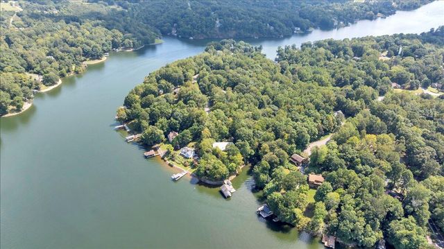 143 Charlotte LN, Hardy, VA 24101