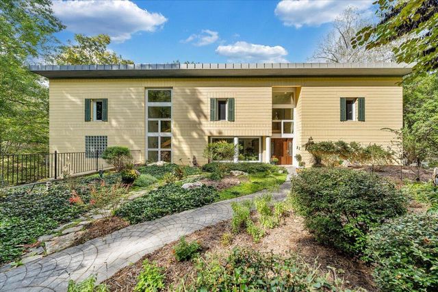 143 Charlotte LN, Hardy, VA 24101