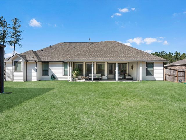 9746 Guadalupe Street, Conroe, TX 77303