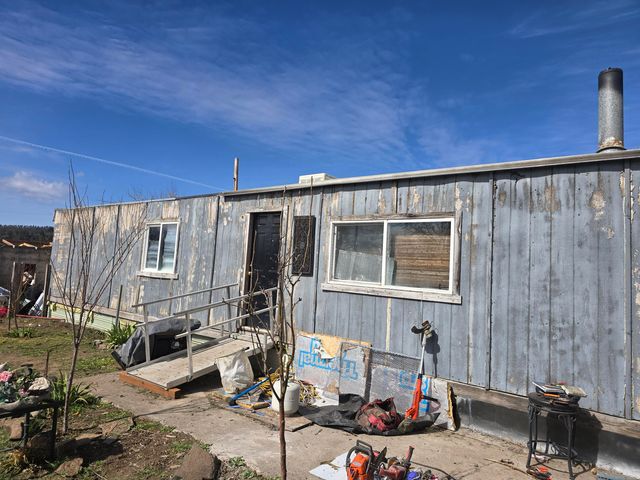 4890 Weyerhaeuser Road, Klamath Falls, OR 97601