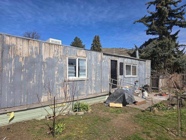 4890 Weyerhaeuser Road, Klamath Falls, OR 97601