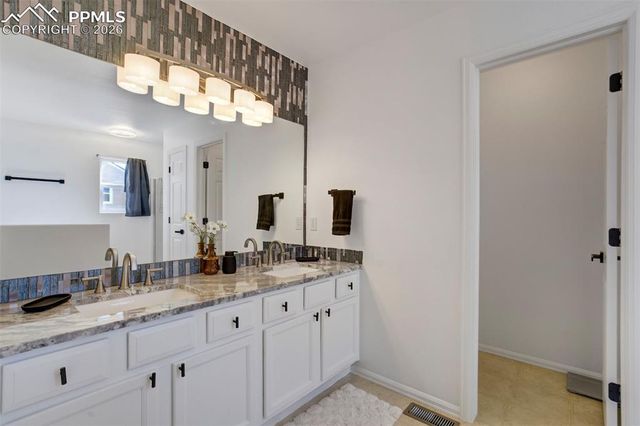 7838 Chasewood Loop, Colorado Springs, CO 80908