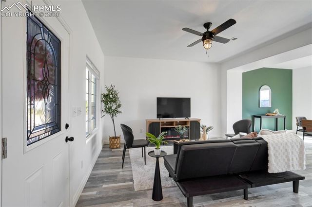 7838 Chasewood Loop, Colorado Springs, CO 80908