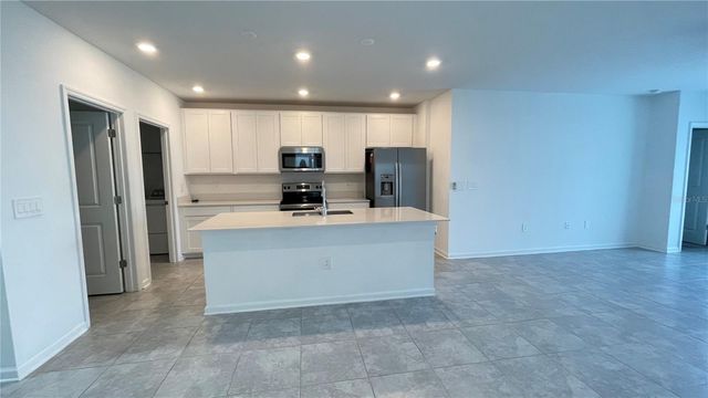 153 ADVENTURE AVENUE, Davenport, FL 33837