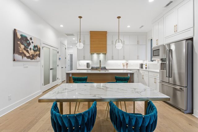 807B 32nd Ave, N, Nashville, TN 37209