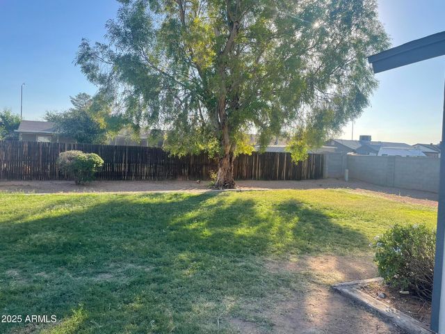 1715 S WINDSOR --, Mesa, AZ 85204