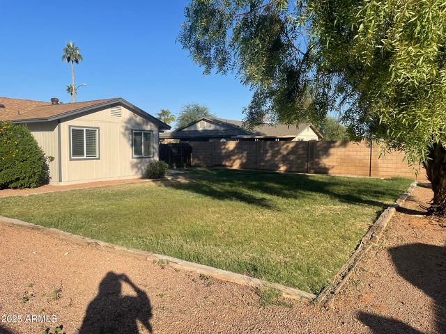 1715 S WINDSOR --, Mesa, AZ 85204
