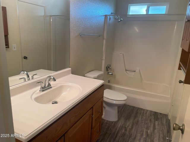 1715 S WINDSOR --, Mesa, AZ 85204