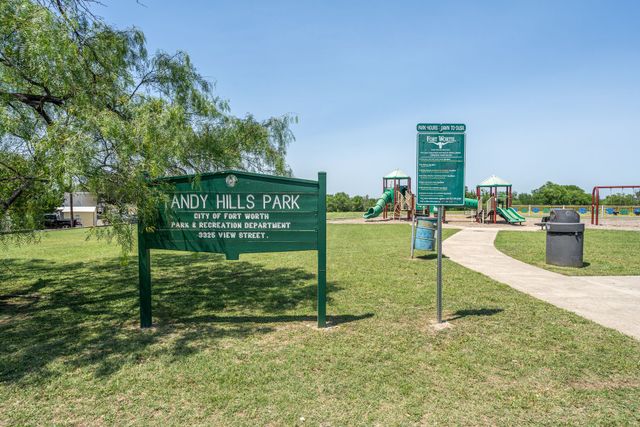 2706 Bomar Avenue, Fort Worth, TX 76103