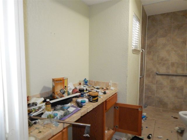 415 Buffalo Drive, Arlington, TX 76013