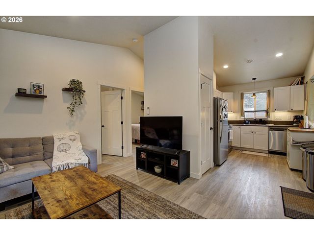 14901 Ne 46TH St, Vancouver, WA 98682