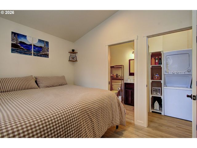 14901 Ne 46TH St, Vancouver, WA 98682