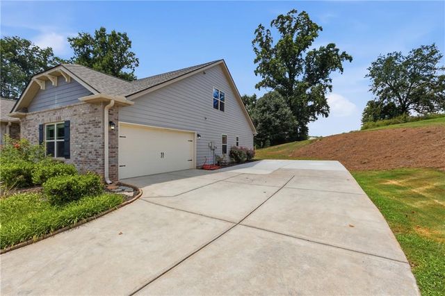 5911 Wauka Valley Pass, Clermont, GA 30527