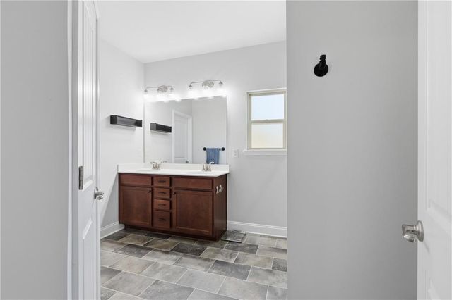 5911 Wauka Valley Pass, Clermont, GA 30527