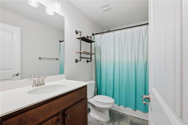 5911 Wauka Valley Pass, Clermont, GA 30527