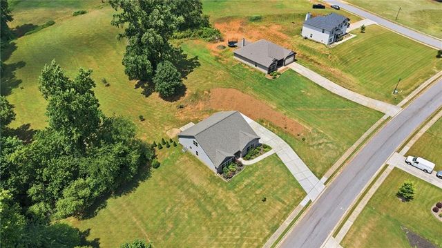 5911 Wauka Valley Pass, Clermont, GA 30527