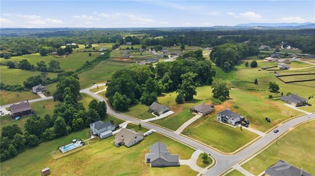 5911 Wauka Valley Pass, Clermont, GA 30527