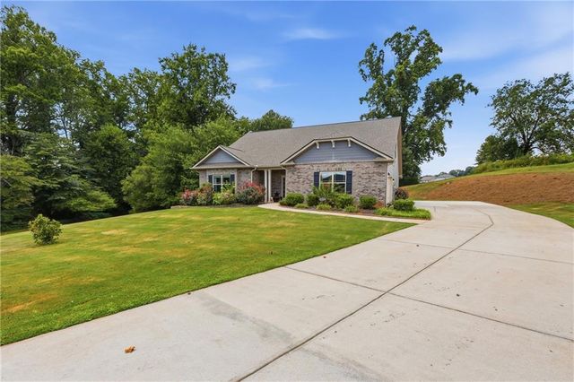 5911 Wauka Valley Pass, Clermont, GA 30527