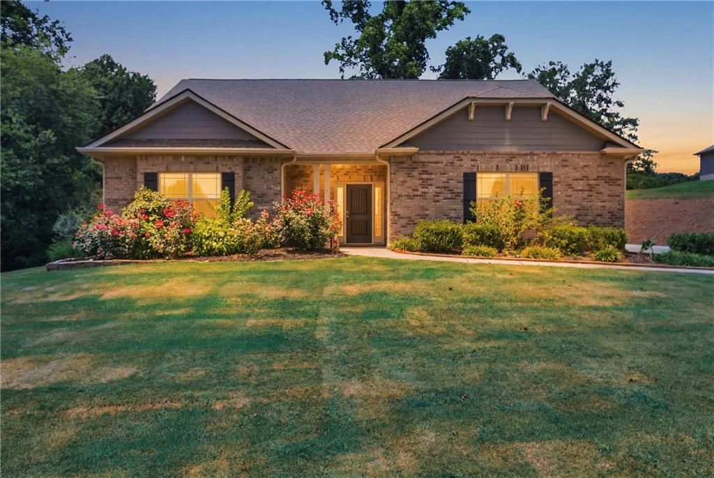 5911 Wauka Valley Pass, Clermont, GA 30527