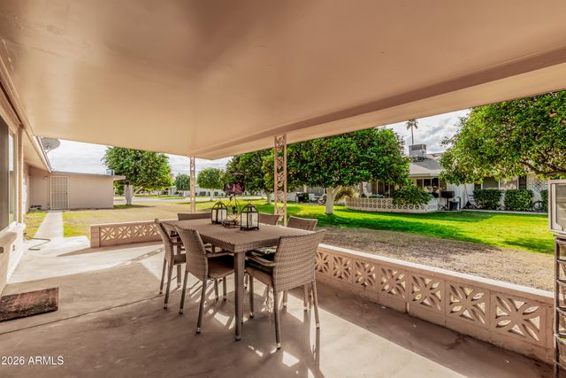 10605 W ROUNDELAY Circle, Sun City, AZ 85351