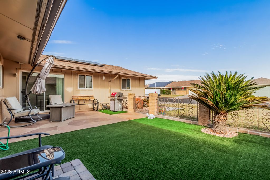 10605 W ROUNDELAY Circle, Sun City, AZ 85351