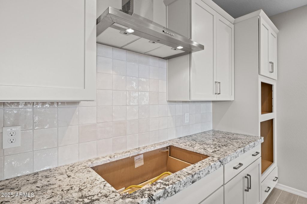 Image 15 of property listing at 34948 N Hawley Drive, San Tan Valley, AZ 85144