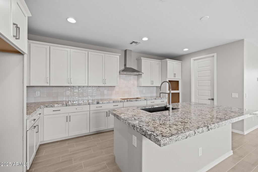 Image 16 of property listing at 34948 N Hawley Drive, San Tan Valley, AZ 85144