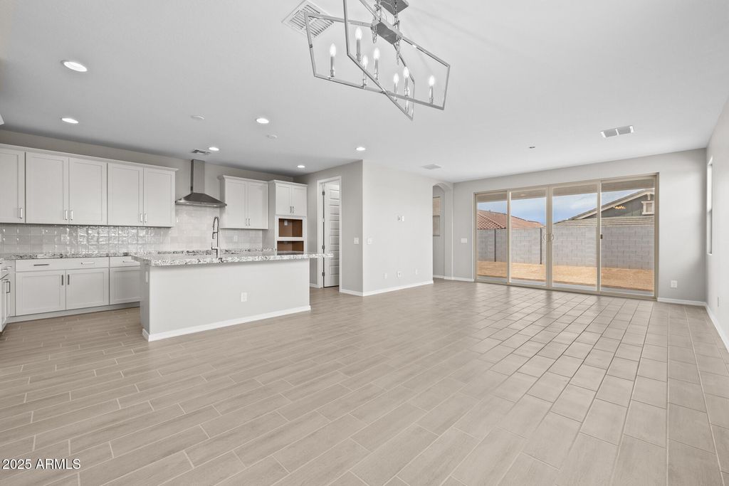 Image 19 of property listing at 34948 N Hawley Drive, San Tan Valley, AZ 85144