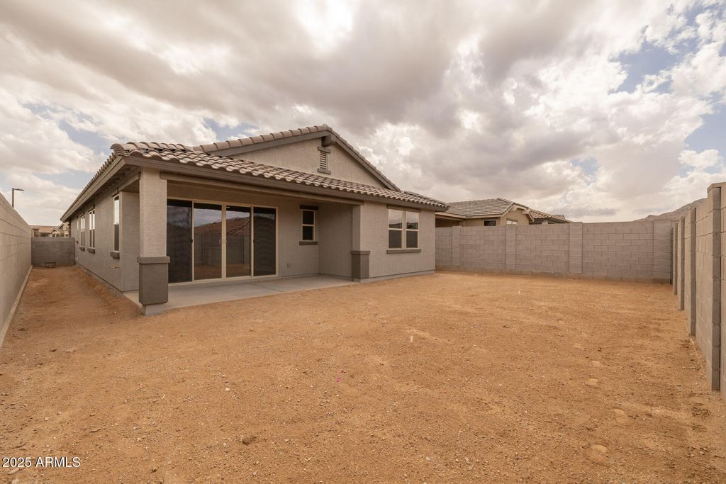 Image 43 of property listing at 34948 N Hawley Drive, San Tan Valley, AZ 85144