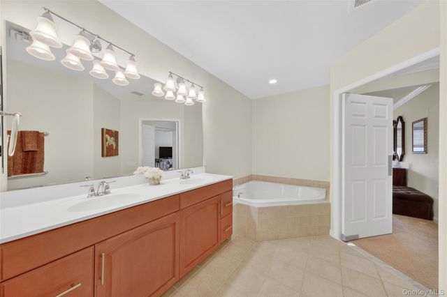 2 Blair Heights 3323, Carmel, NY 10512