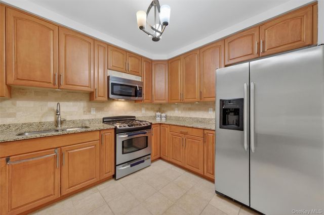 2 Blair Heights 3323, Carmel, NY 10512