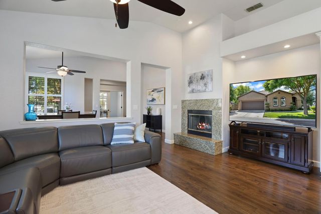 6133 Tugboat Ln, Stockton, CA 95219