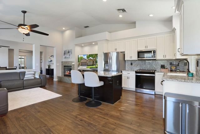 6133 Tugboat Ln, Stockton, CA 95219