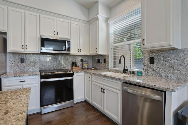 6133 Tugboat Ln, Stockton, CA 95219