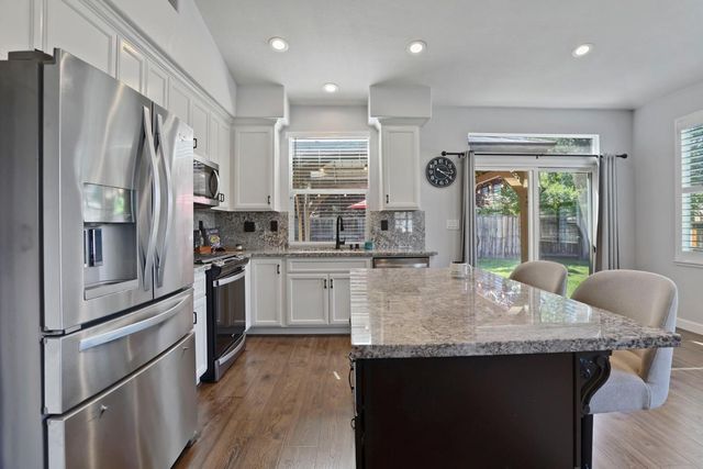 6133 Tugboat Ln, Stockton, CA 95219