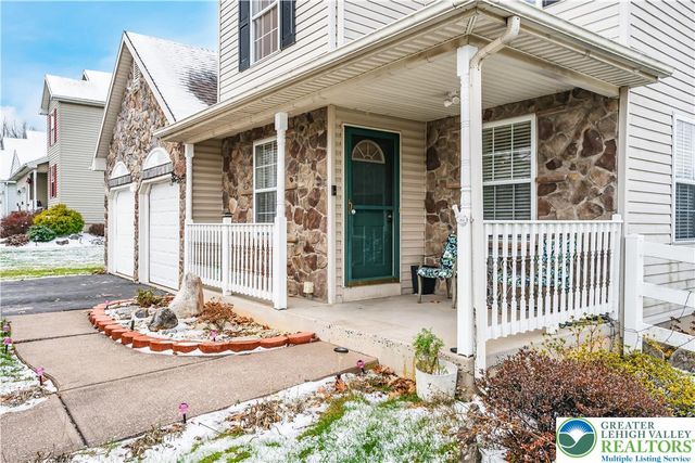 30 Crown Drive, Forks Twp, PA 18040