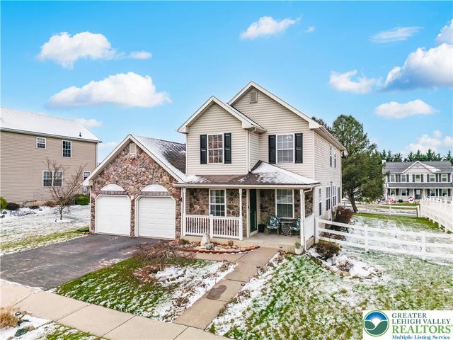 30 Crown Drive, Forks Twp, PA 18040