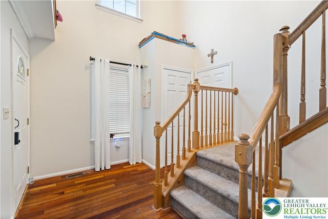 30 Crown Drive, Forks Twp, PA 18040