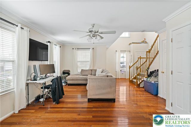 30 Crown Drive, Forks Twp, PA 18040