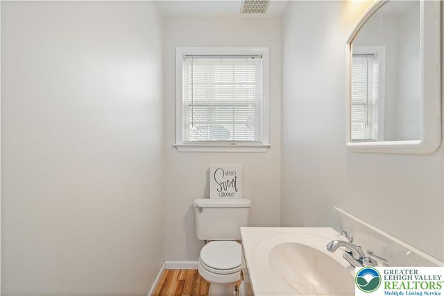 30 Crown Drive, Forks Twp, PA 18040