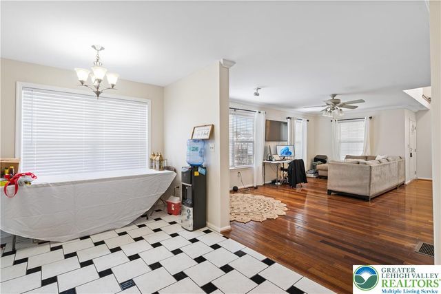 30 Crown Drive, Forks Twp, PA 18040