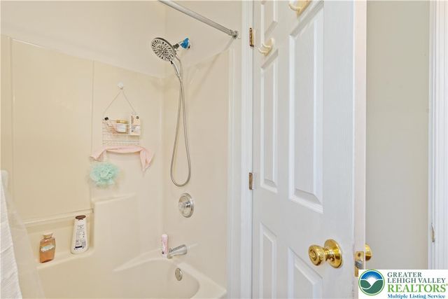 30 Crown Drive, Forks Twp, PA 18040