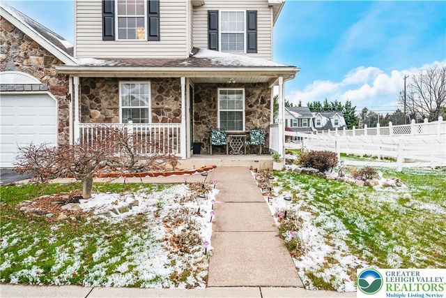 30 Crown Drive, Forks Twp, PA 18040