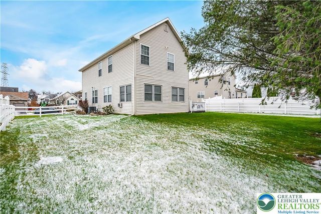 30 Crown Drive, Forks Twp, PA 18040