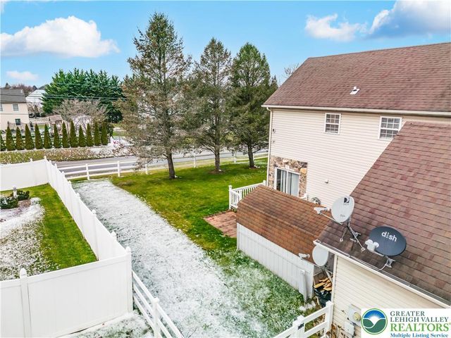 30 Crown Drive, Forks Twp, PA 18040