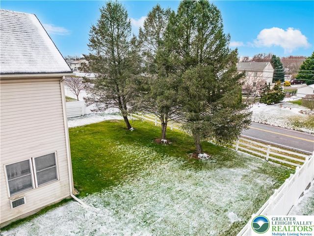 30 Crown Drive, Forks Twp, PA 18040